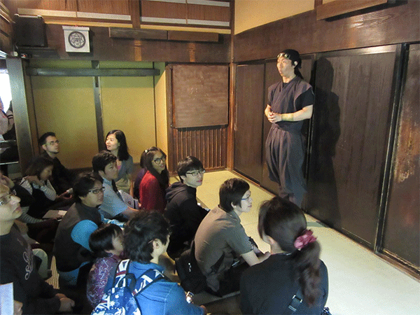 A one-day excursion to Iga for international students (June 5, 2016)