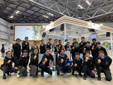Team NAIST-RITS-Panasonic took 1st place in WRS Future Convenience Store Challenge Trial Competition.