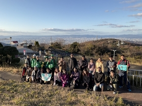 Students at Ikoma sanjo amusement park