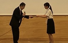 Ms. Asuka Jo (2nd-year Master's student, Laboratory of Photoreactive Molecular Science) received the Poster Presentation Award at the International Conference on Chiroptical Science 2025 (ICCS-2025).