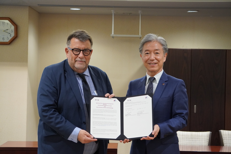 Signing Ceremony with Ecole Normale Supérieure de Lyon in France（2025/10/20）