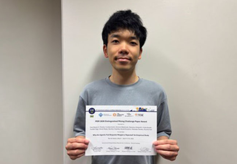 Hidetake Tanaka of Software Engineering Lab received Distinguished Mining Challenge Paper Award.(2026/04/14)