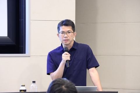 Supporting Graduate Students' Well-Being: Mental Energy Management Workshop
