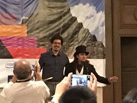 インタラクティブメディア設計学研究室のDamien Constantine Rompapasさん（博士後期課程1年）らがISMAR2016においてBest Demo Awardを受賞