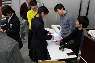 物質創成科学研究科において、生駒市内の中学生を対象に特別授業を実施（2016/11/17～18）