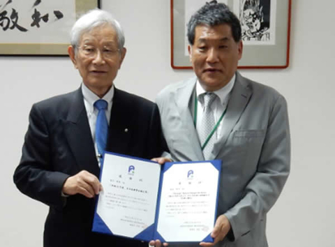 情報科学研究科計算システムズ生物学研究室の金谷重彦教授が、国立研究開発法人理化学研究所より感謝状を受領