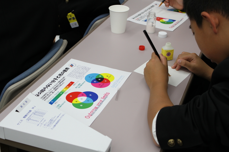 物質創成科学研究科において、生駒市内の中学生を対象に特別授業を実施（2017/11/16～17）