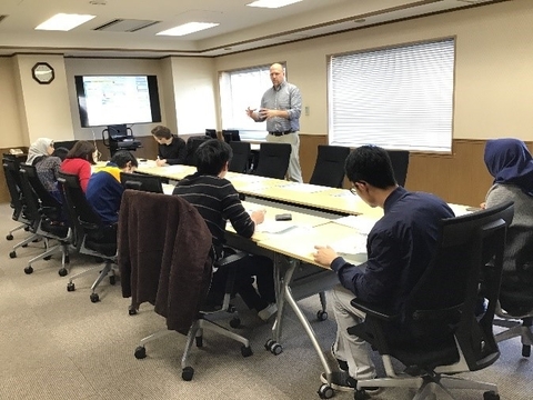 留学生のためのクレジットカード申込み説明会を開催（2019/04/15,18）