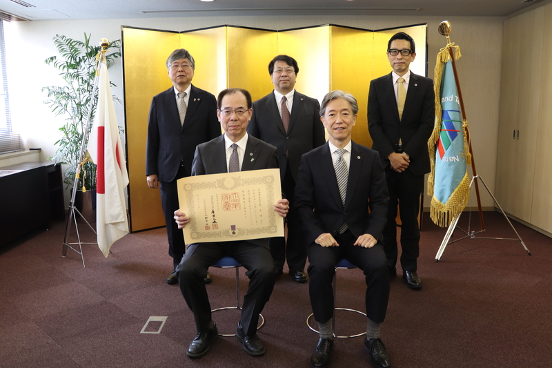 褒章伝達式を挙行（2022/5/17）