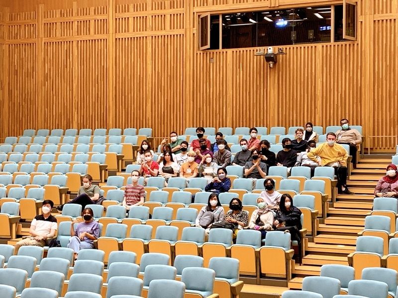 留学生パフォーマンス動画鑑賞会を開催（2022/4/26、27）