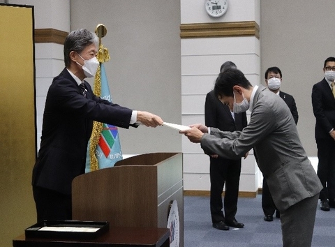 令和４年度財務貢献者報奨授与式を実施（2022/10/03）