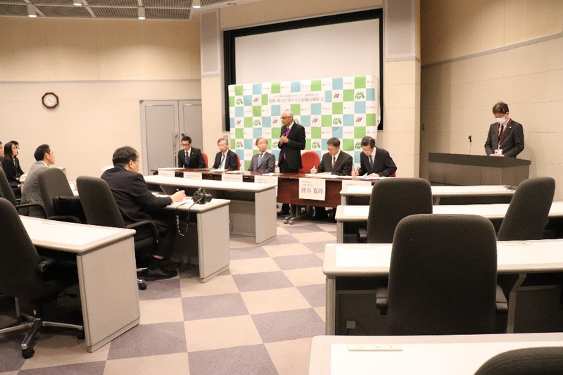 公立大学法人国際教養大学と「連携・協力に関する包括的な協定」を締結（2023/11/29）