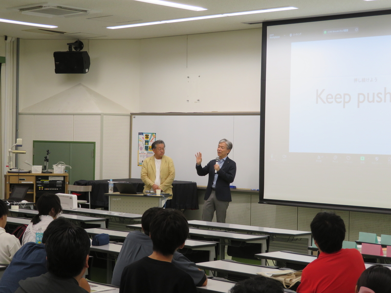 塩﨑学長が「奈良カレッジズ学問祭」で講義(2024/08/27)
