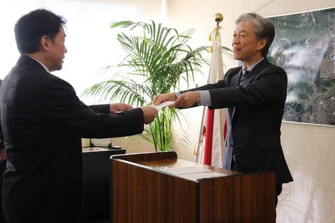 令和6年度成績優秀者辞令交付式を実施（2025/1/17）