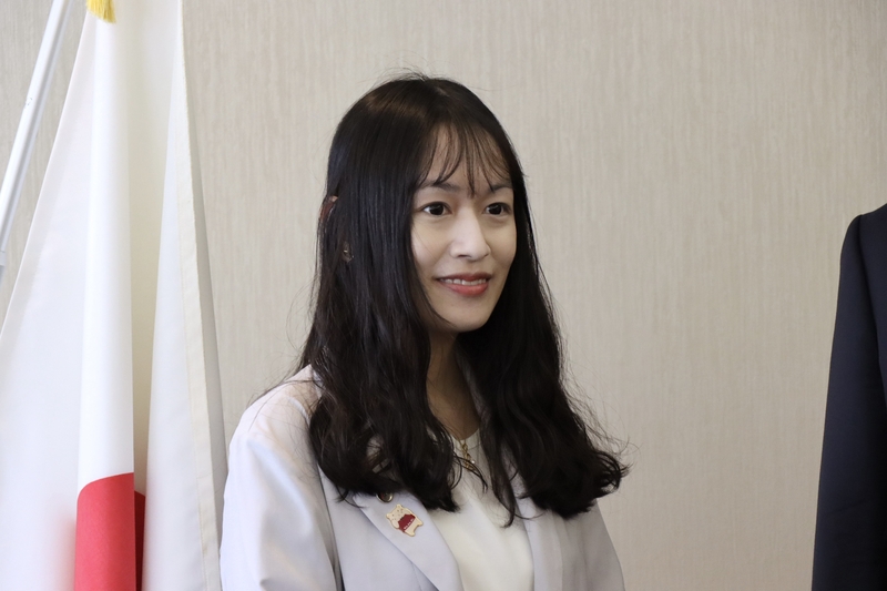 森興産株式会社のパーリン・ヤップ氏が本学外部アドバイザー(留学生キャリアアドバイザー)に就任(2025/10/10)